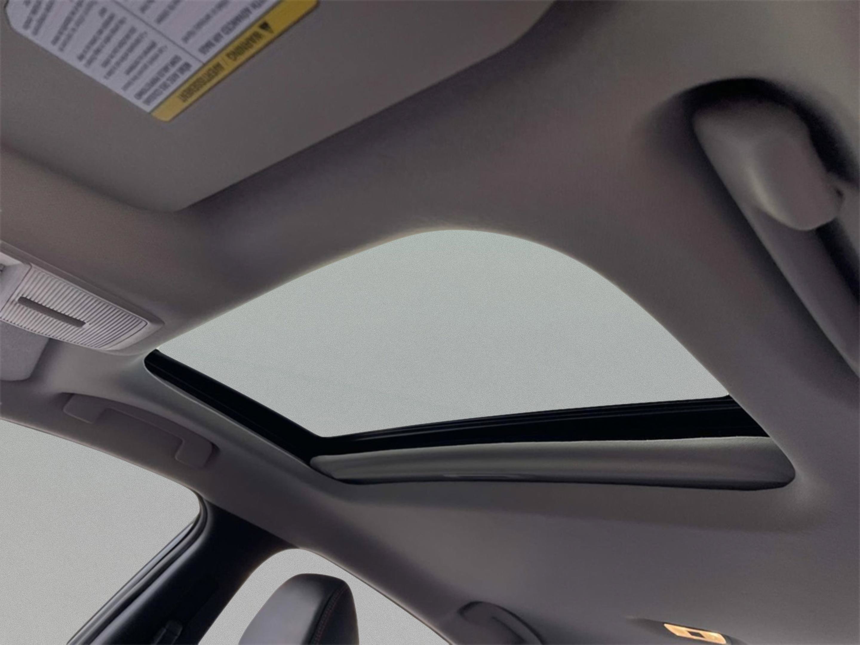 2026 Nissan Sentra SR - Photo 24