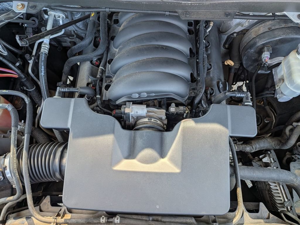 Used 2015 Silver Chevrolet LT image 14