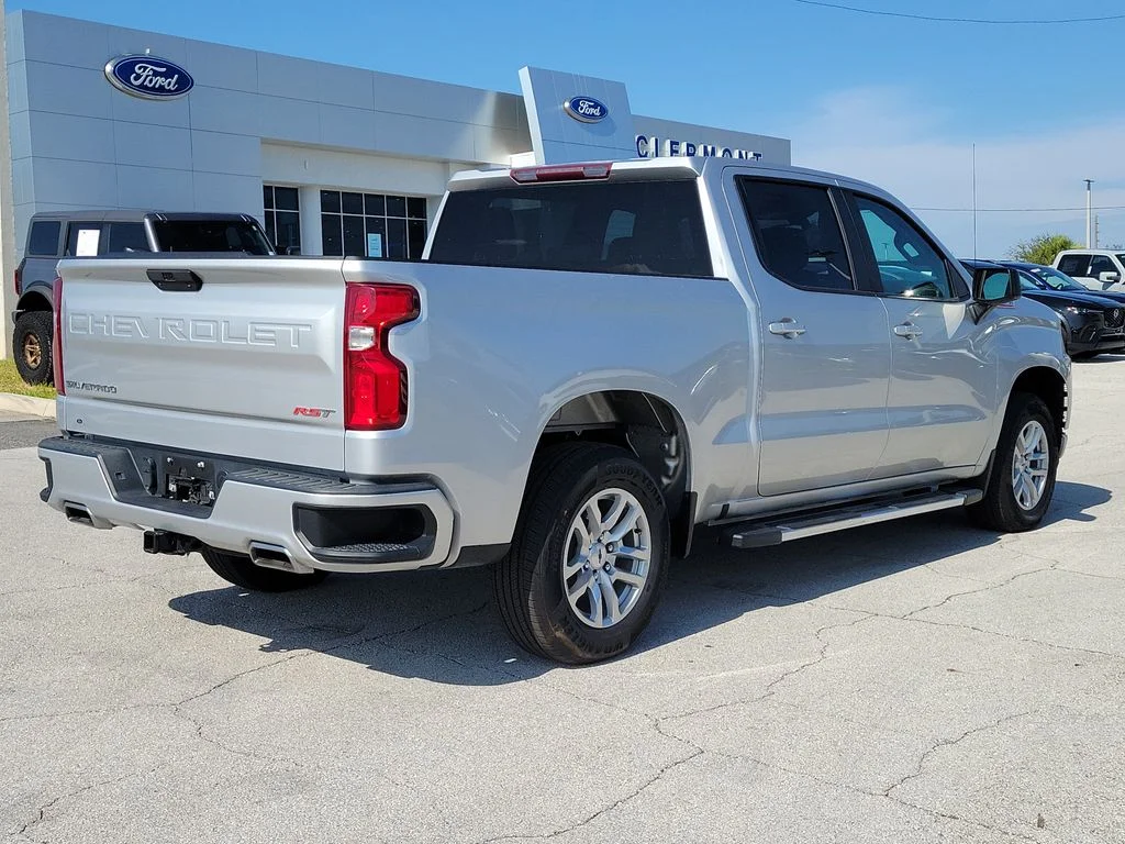 Used 2021 Silver Chevrolet RST image 5
