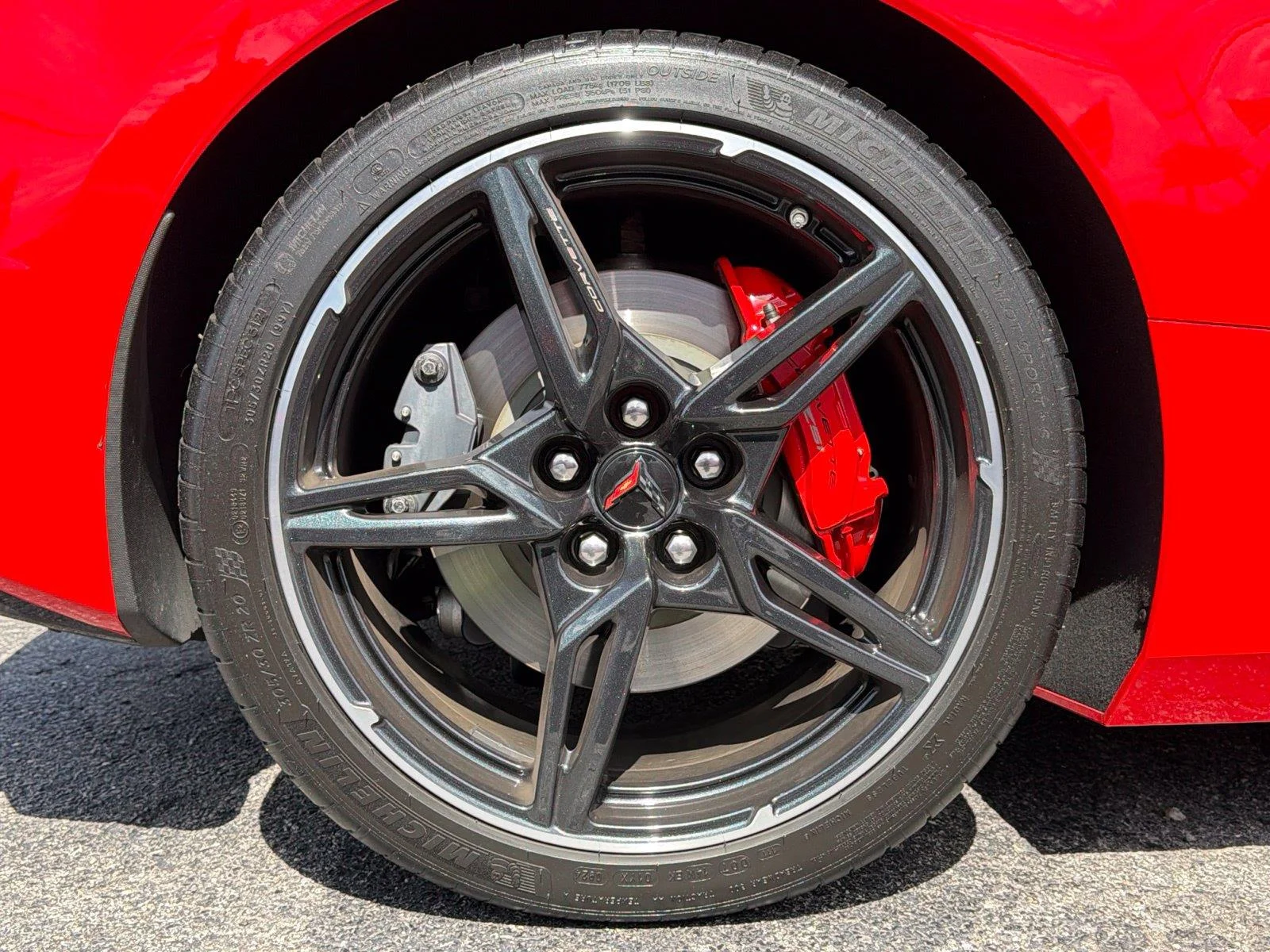2024 Chevrolet Corvette 2LT - Photo 12