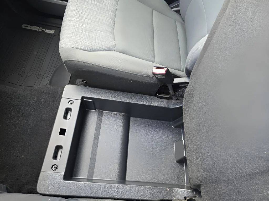 Used 2023 Brown Ford XLT image 27