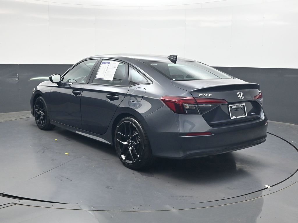 Used 2025  Honda Sport image 6