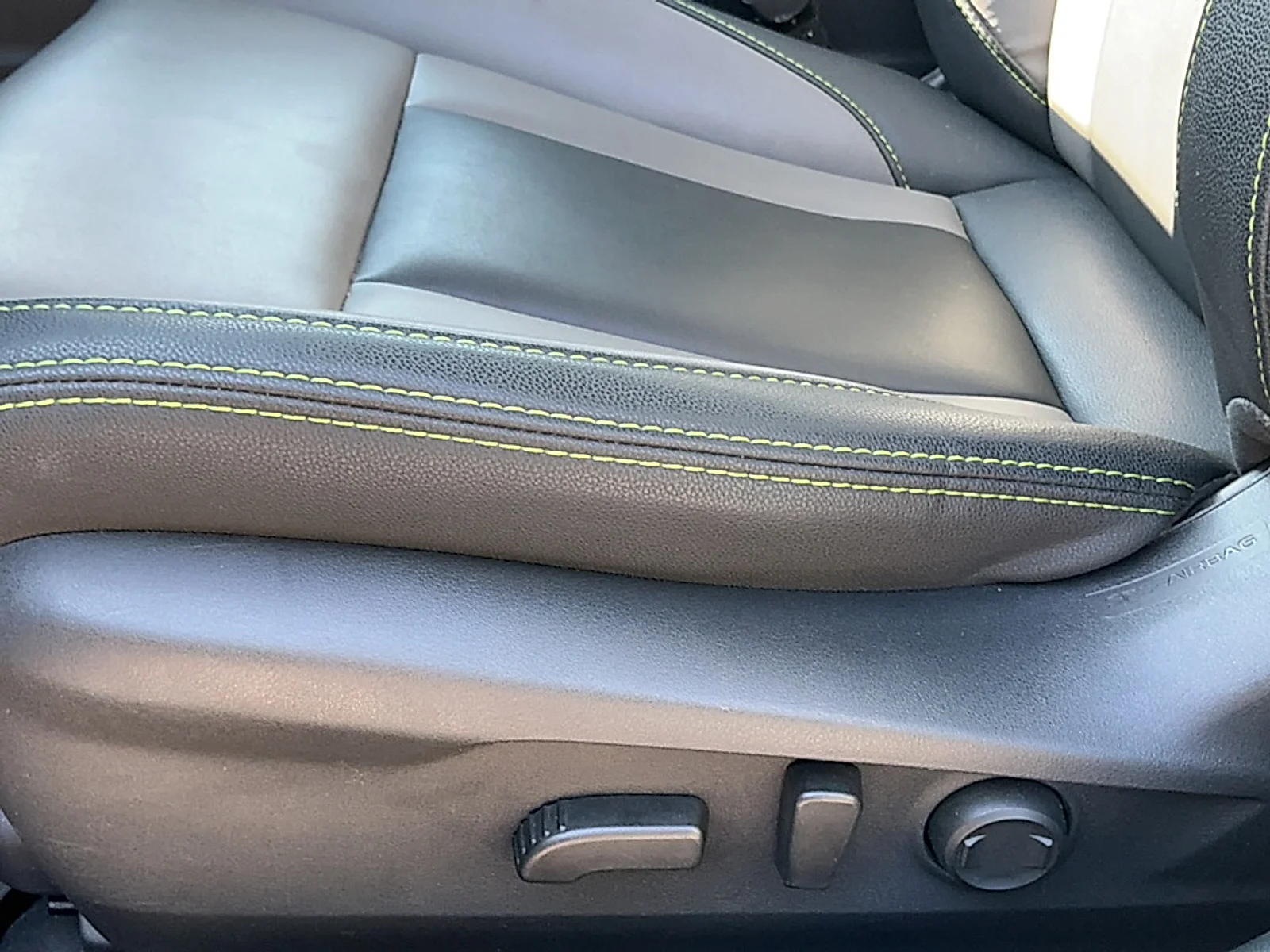 Used 2023 Crystal White Pearl Subaru Onyx Edition image 12