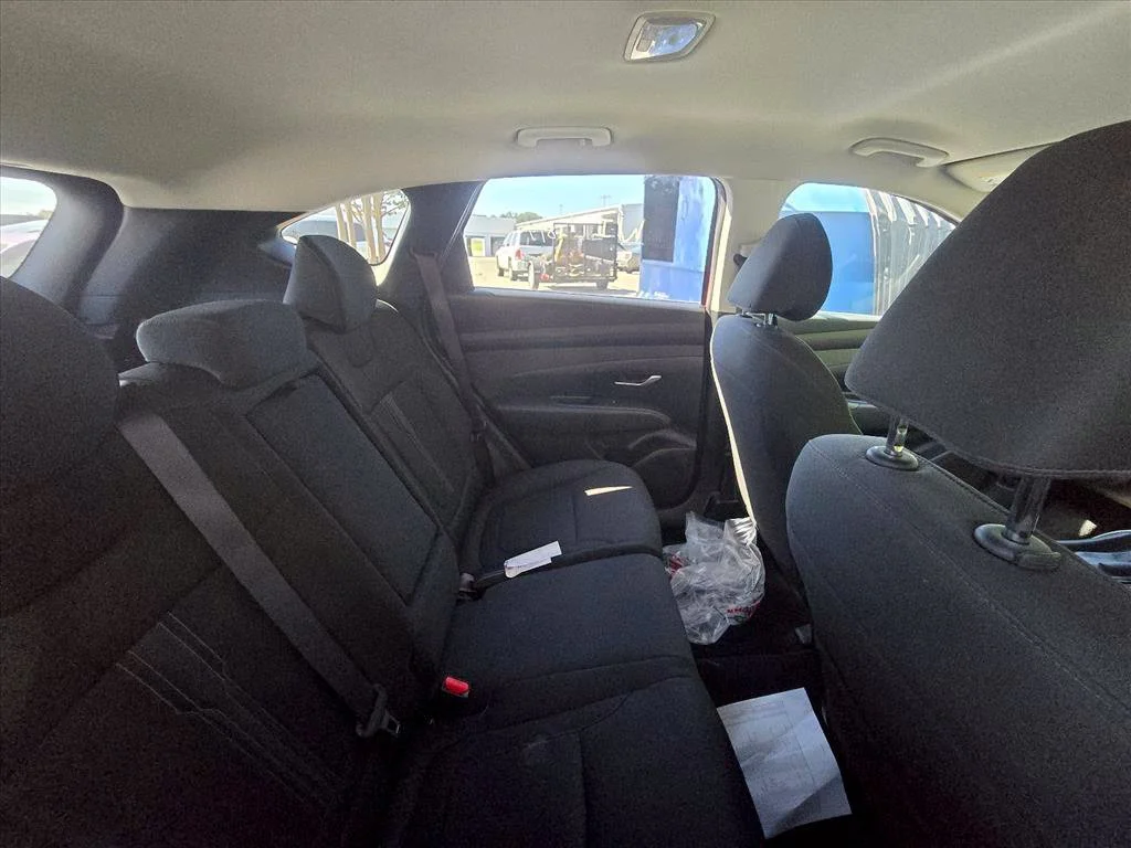 Used 2025 Red Hyundai SEL image 8