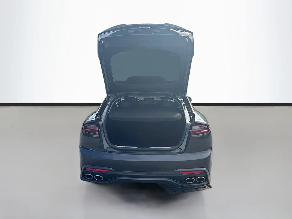 Used 2019 Gray Kia Base image 9