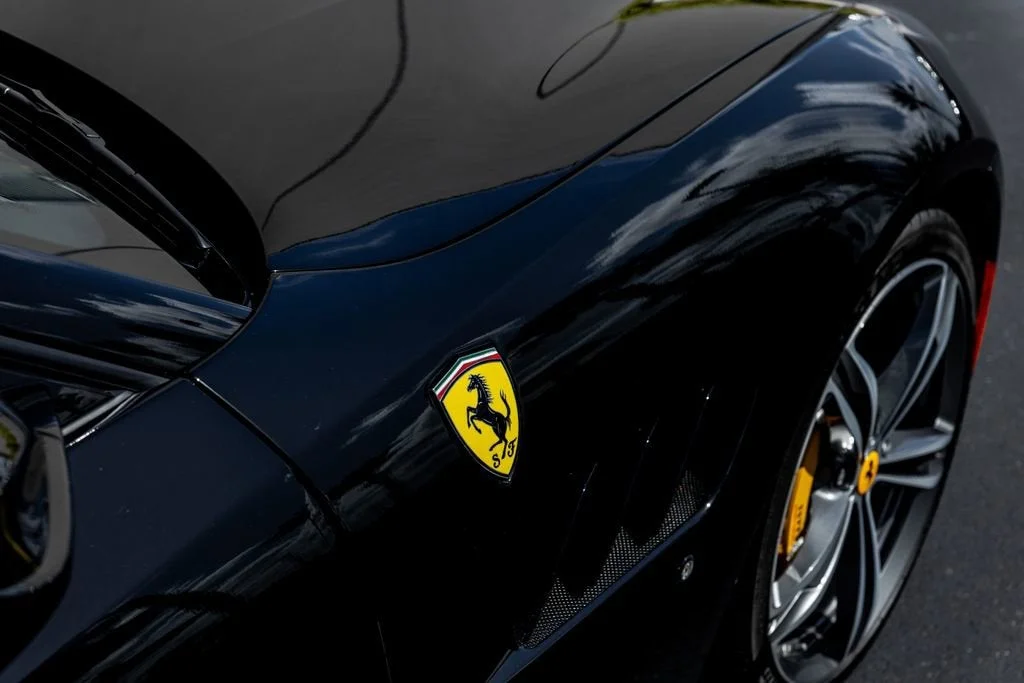 Used 2018 Nero Ferrari V12 image 46