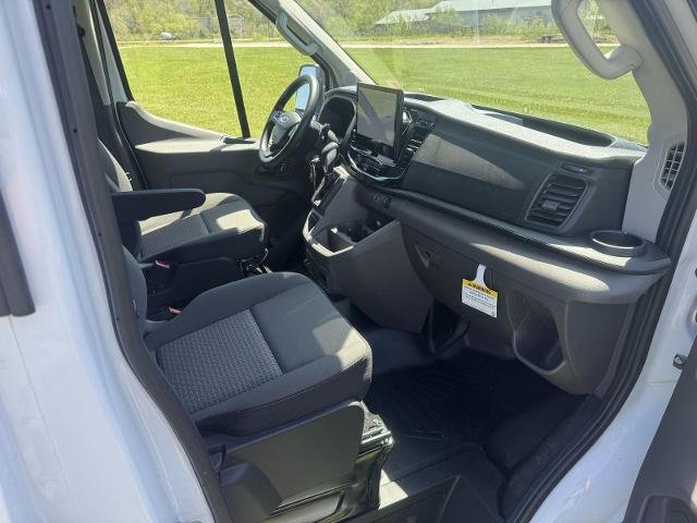 2024 Ford Transit Cutaway Base - Photo 32