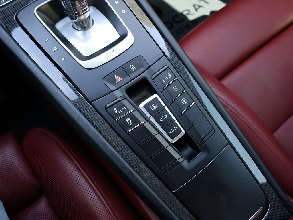 Used 2019 Jet Black Metallic Porsche Turbo S image 25