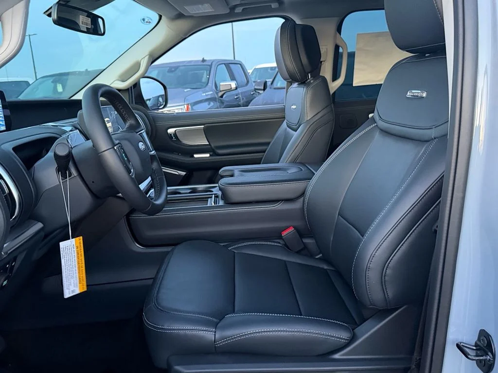 New 2027 Glacier Gray Metallic Tri-Coat Ford Platinum image 10