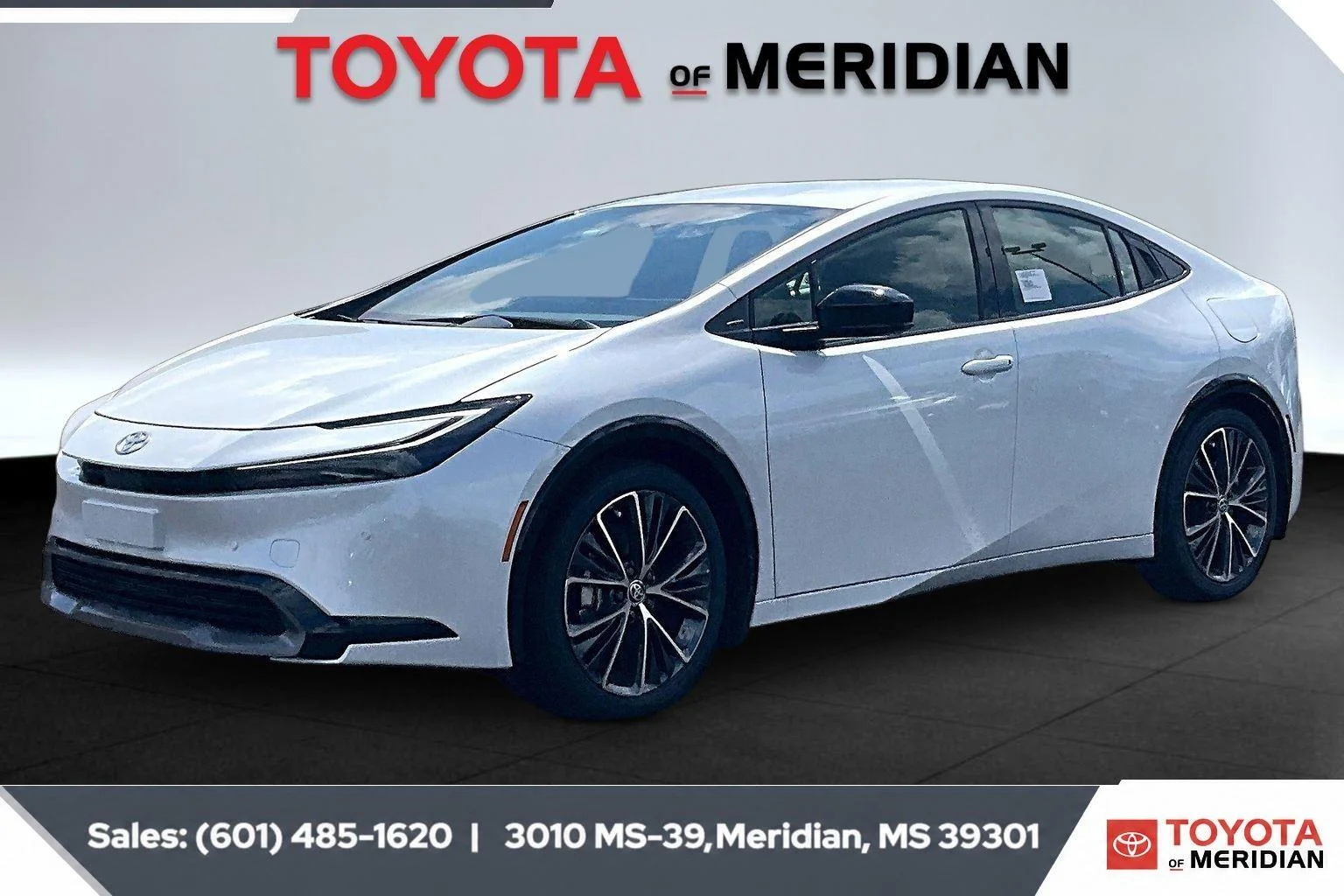 New 2026 Wind Chill Pearl Toyota XLE image 2