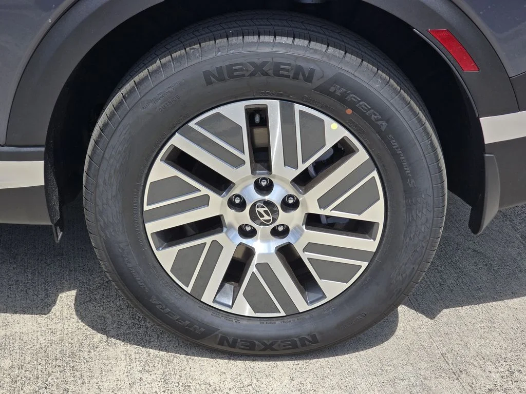 New 2026 Gray Hyundai Blue SEL Premium image 5