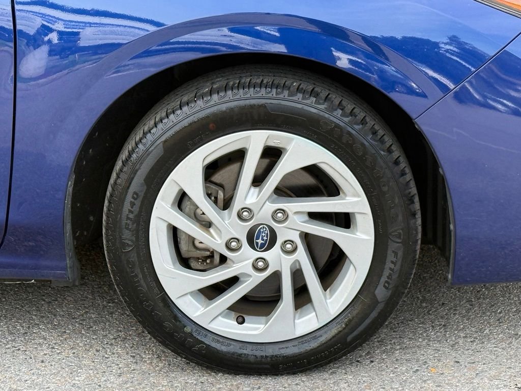 Used 2024 Blue Subaru Base image 12