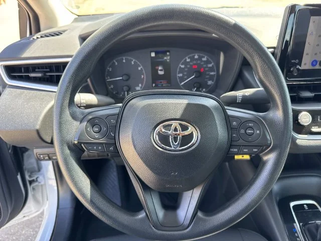 Used 2025 White Toyota LE image 43