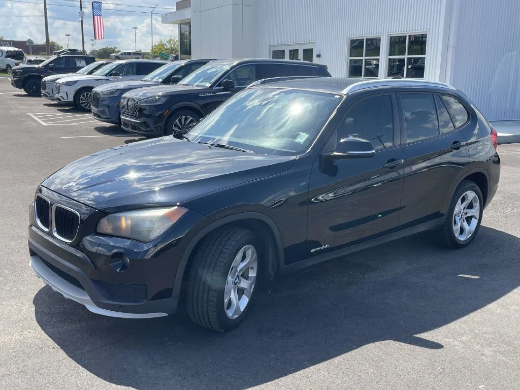 Used 2015 Black BMW sDrive28i image 7