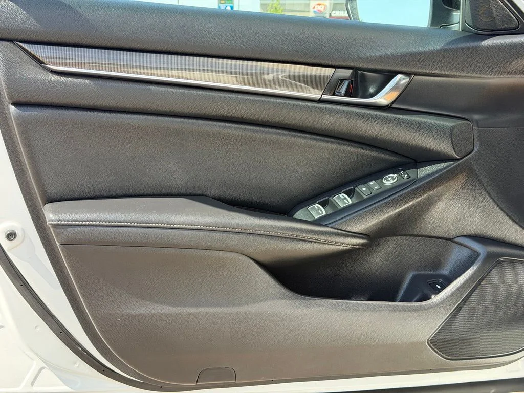 Used 2021 White Honda Sport image 22