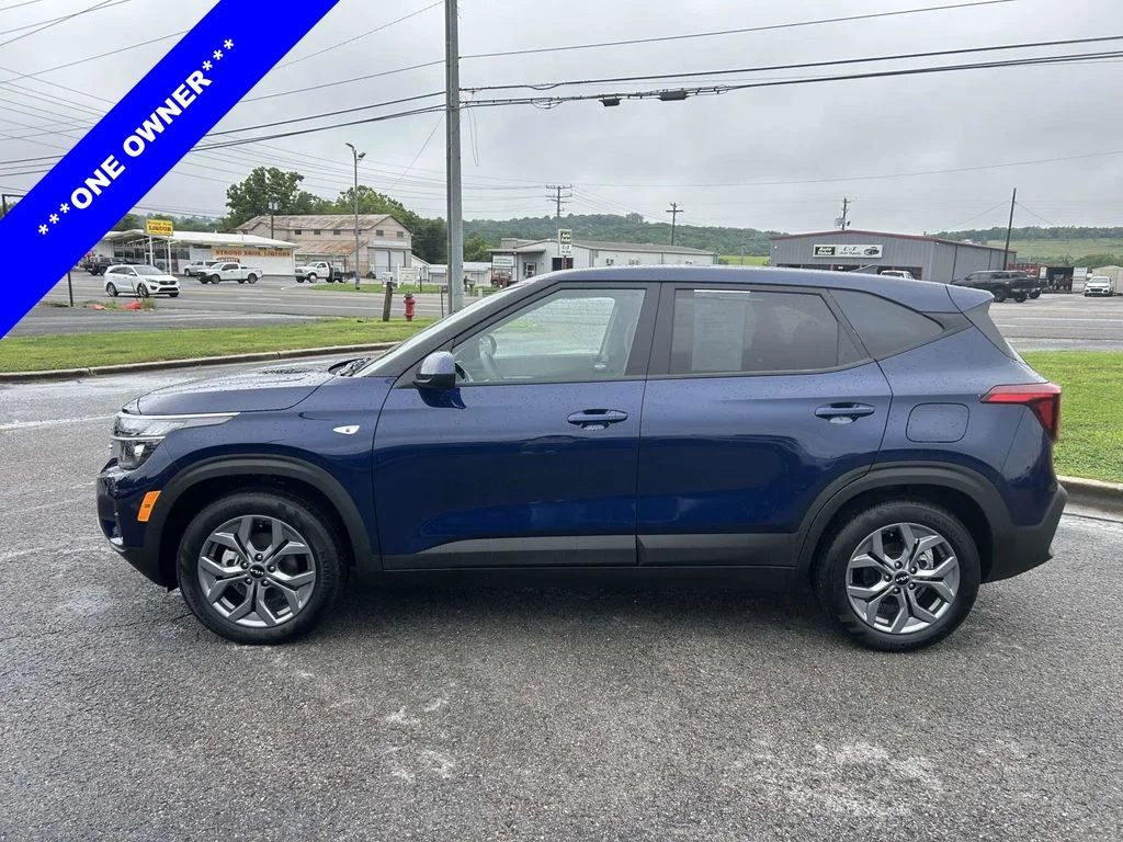 Used 2026 Blue Kia LX image 7