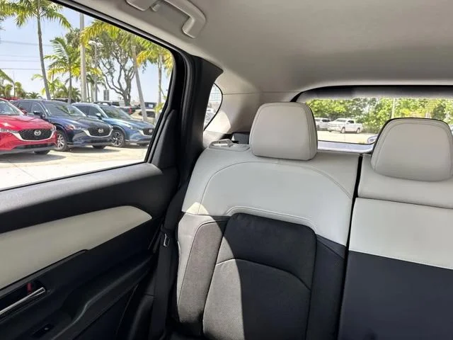 New 2026 Rhodium White Metallic Mazda 2.5 S Select AWD image 17