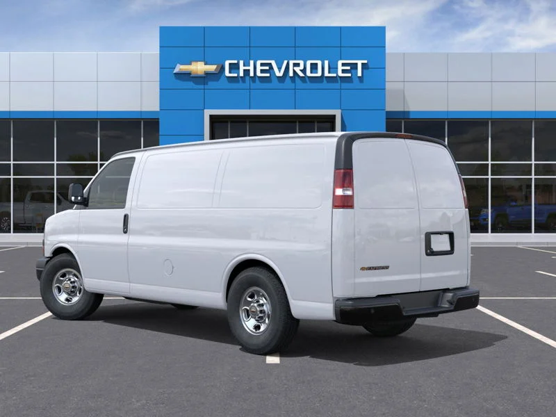 New 2026 White Chevrolet rwd 3500 135" image 3