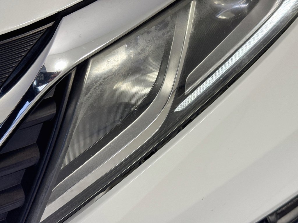 Certified Used 2018 White Honda EX-L image 41