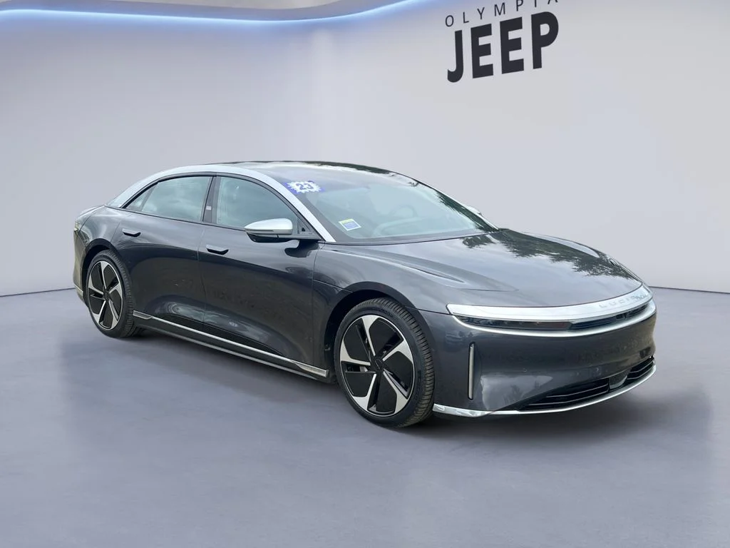 Used 2023 Gray Lucid Grand Touring image 4