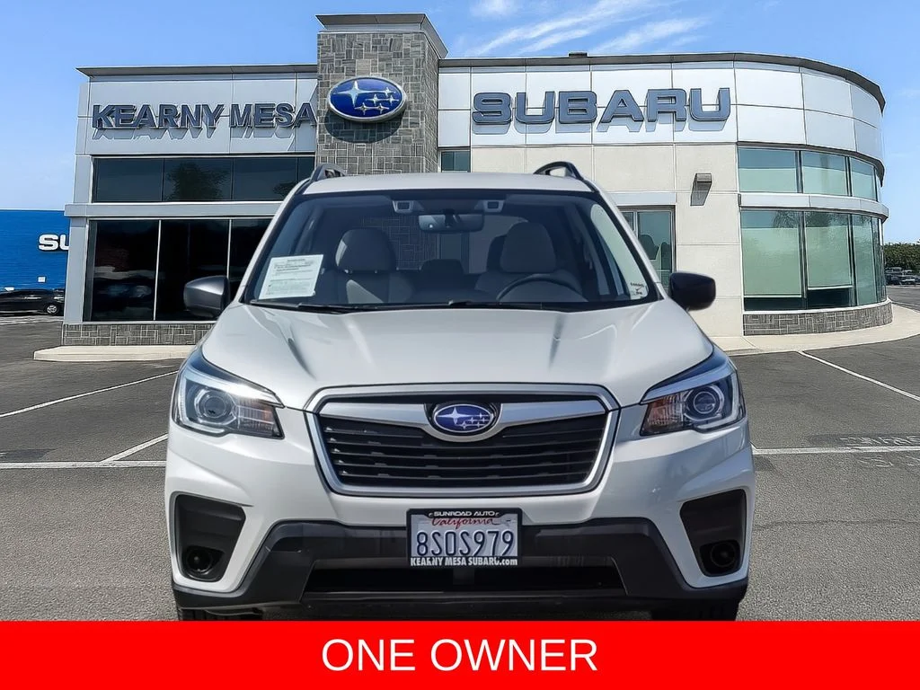 Used 2020 White Subaru Base image 2