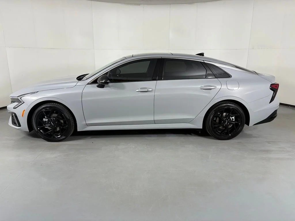 New 2026 Wolf Gray Kia GT-Line FWD image 5