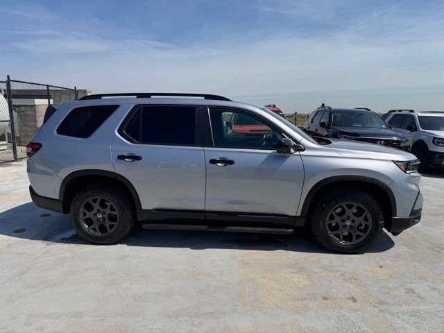 Used 2023 Gray Honda TrailSport image 8