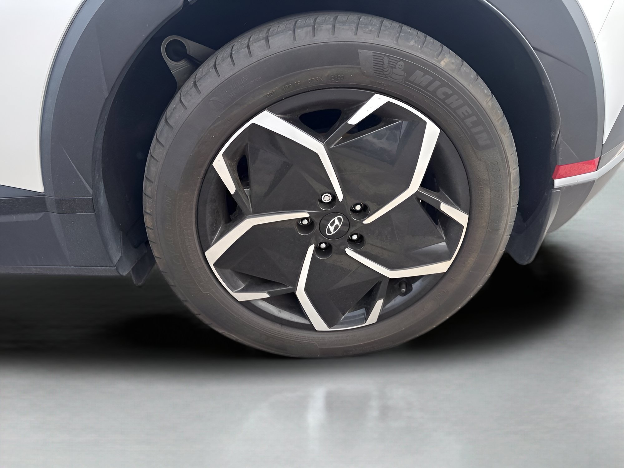 2023 Hyundai IONIQ 5 SEL - Photo 12