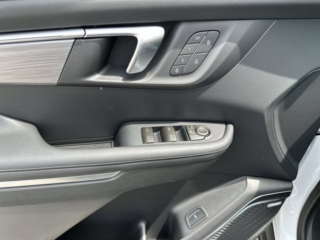 2026 Buick Enclave Preferred - Photo 17