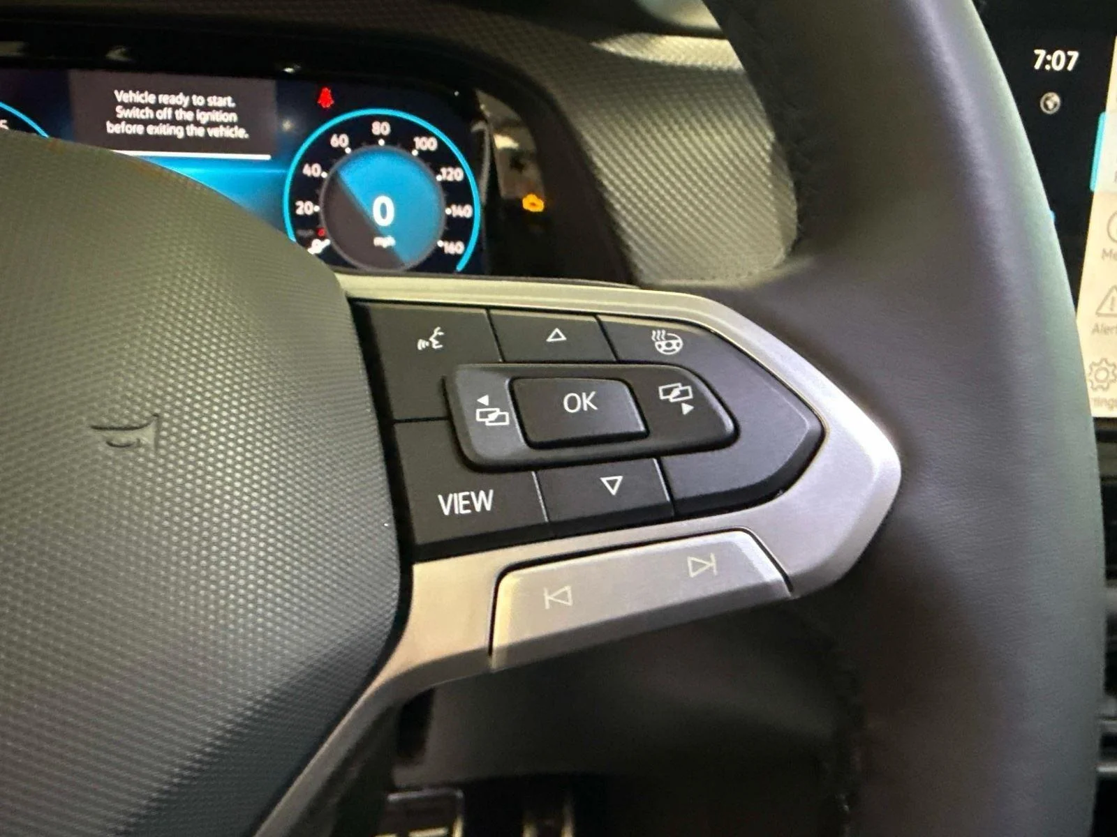2026 Volkswagen Atlas Cross Sport SEL R-LINE - Photo 26