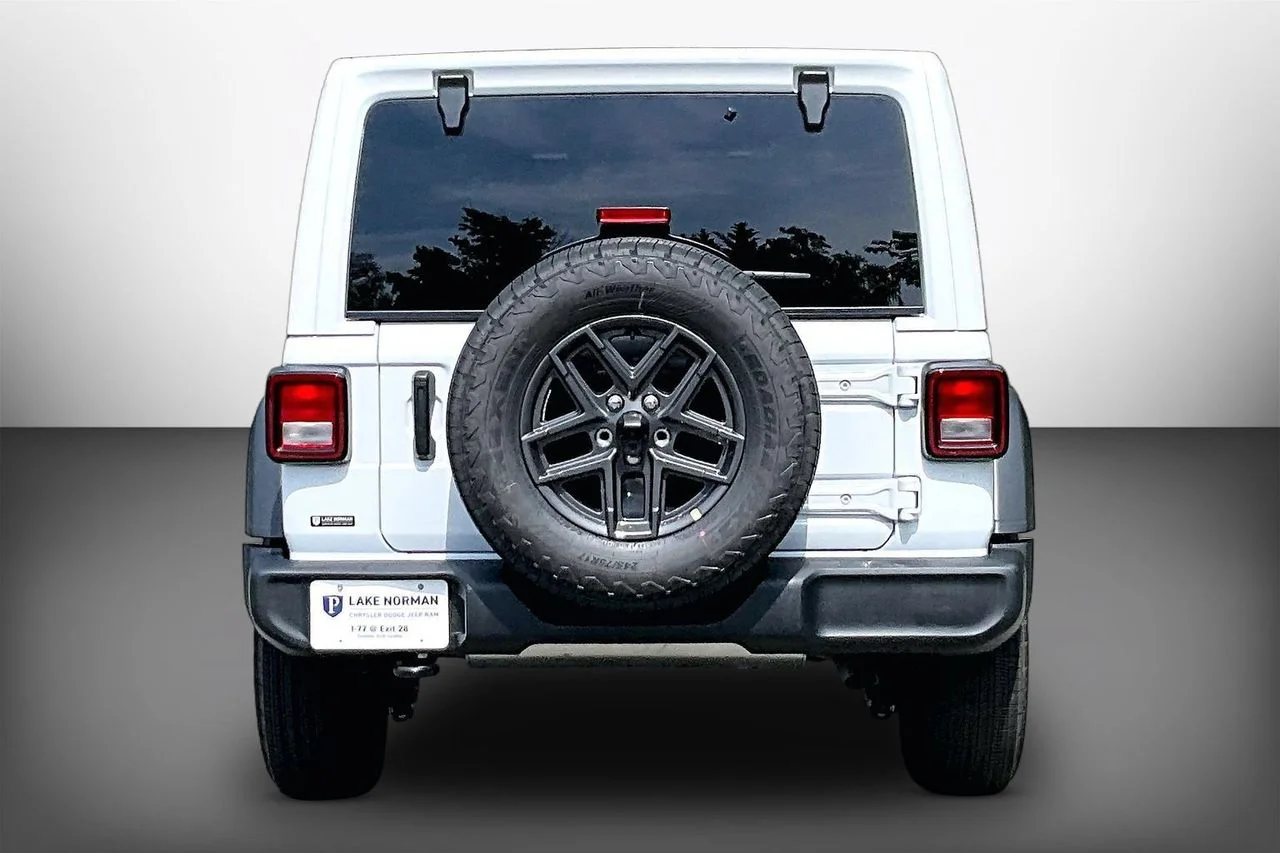 New 2026 Bright White Clearcoat Jeep Sport S image 7