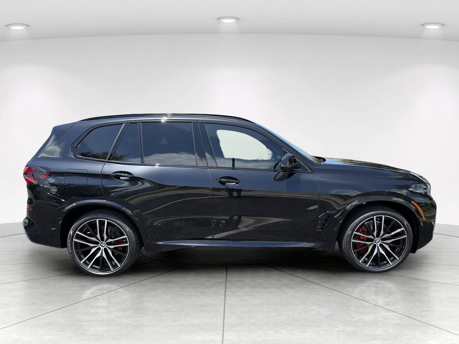 New 2026 Black Sapphire Metallic BMW sDrive40i image 3