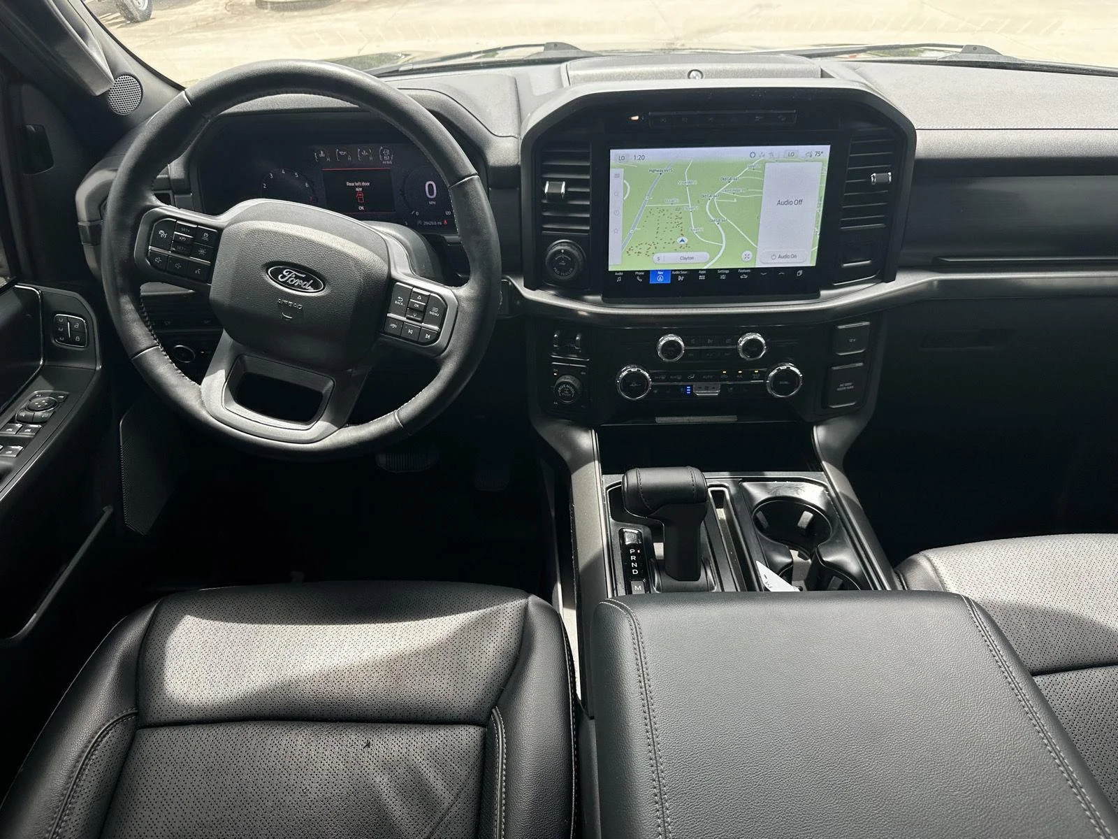 Used 2024 Agate Black Metallic Ford LARIAT image 12