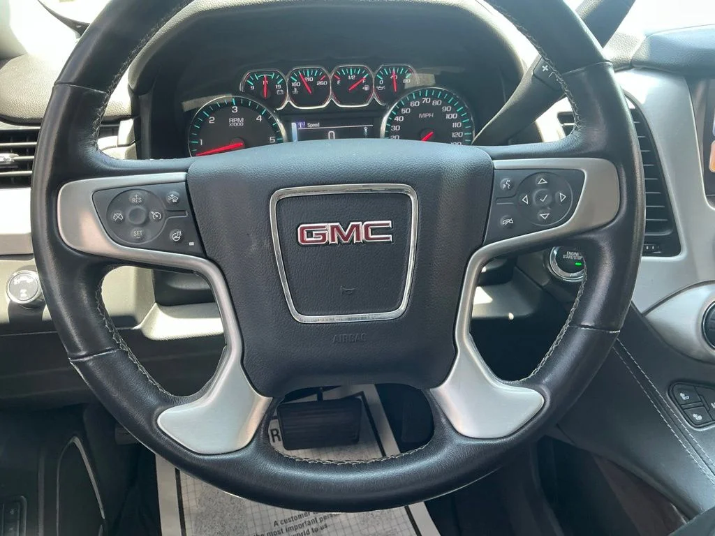 Used 2020 White GMC SLT image 45