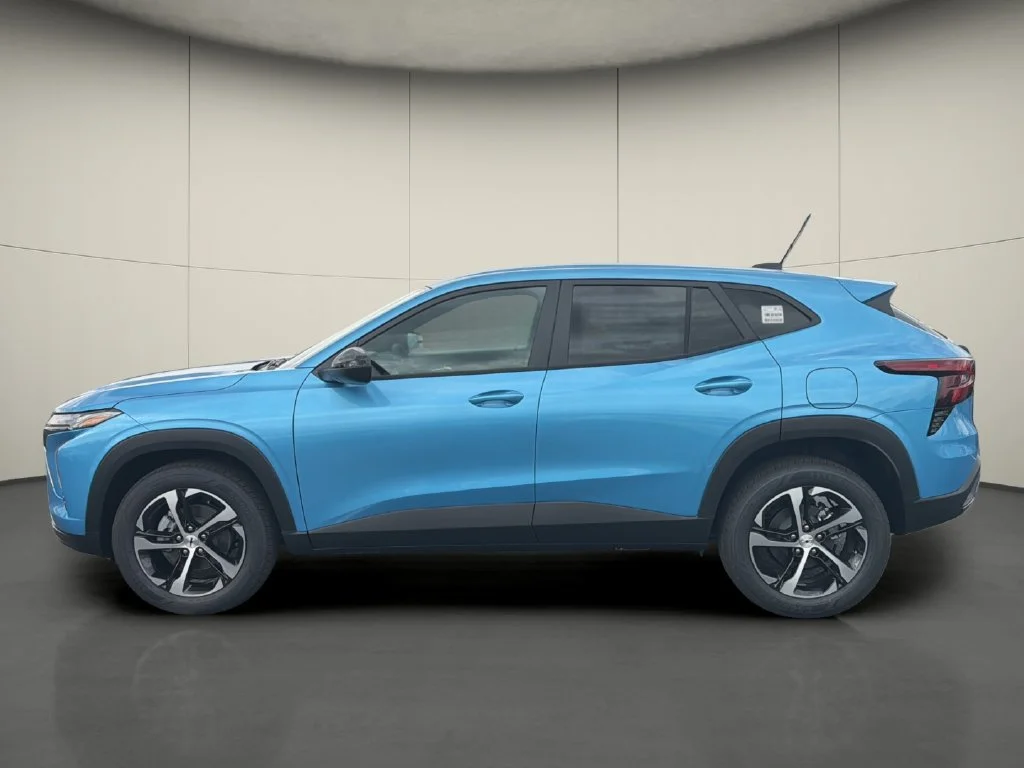 New 2026 Marina Blue Metallic Chevrolet 1RS image 4