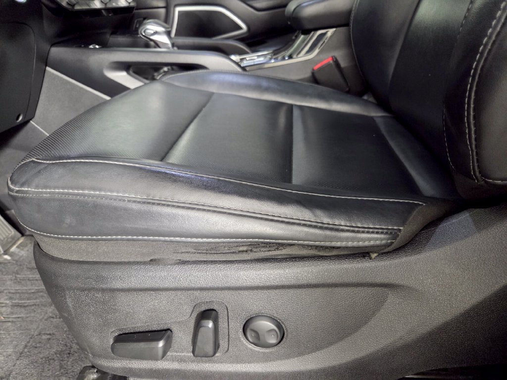 Certified Used 2021 Dark Moss Kia S image 10