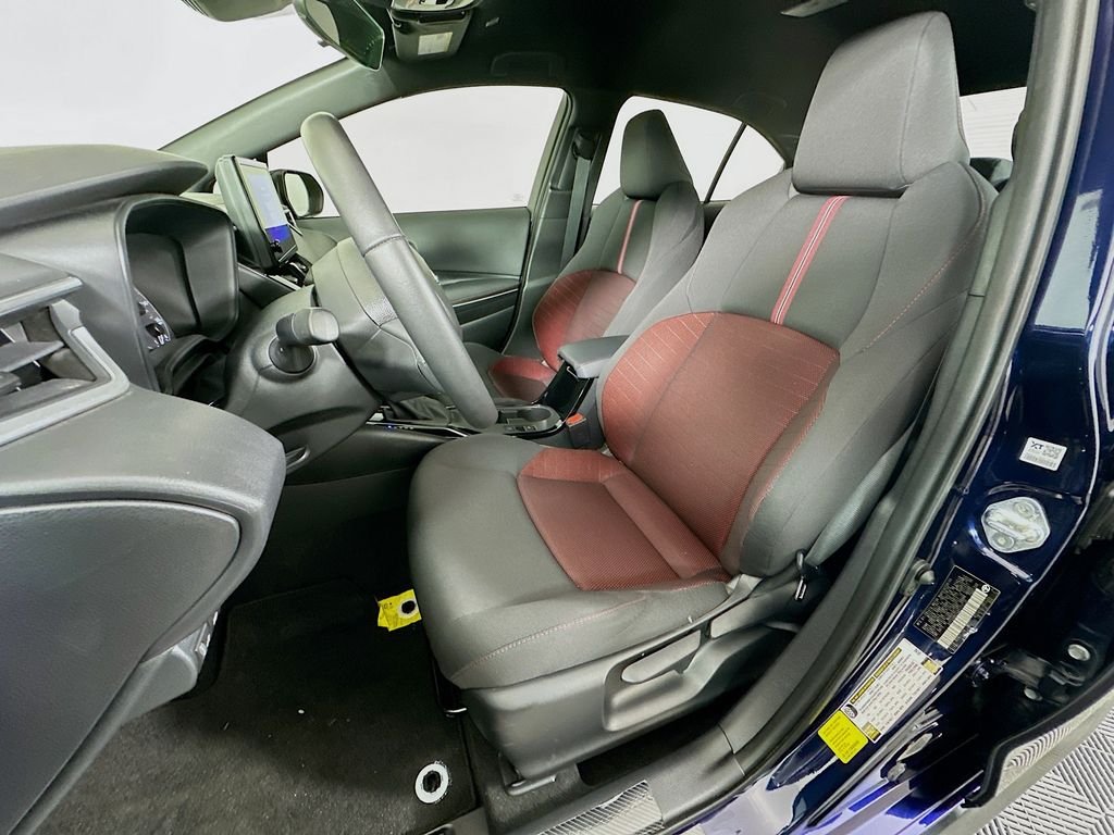 Used 2024  Toyota SE image 20