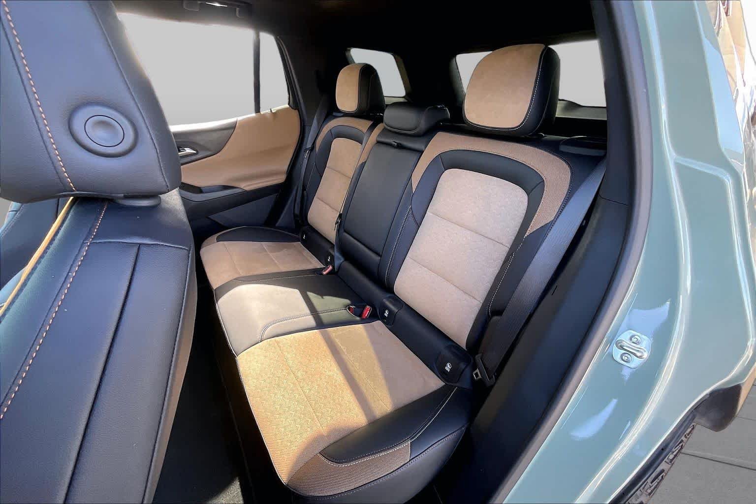 2025 Chevrolet Equinox ACTIV - Photo 21