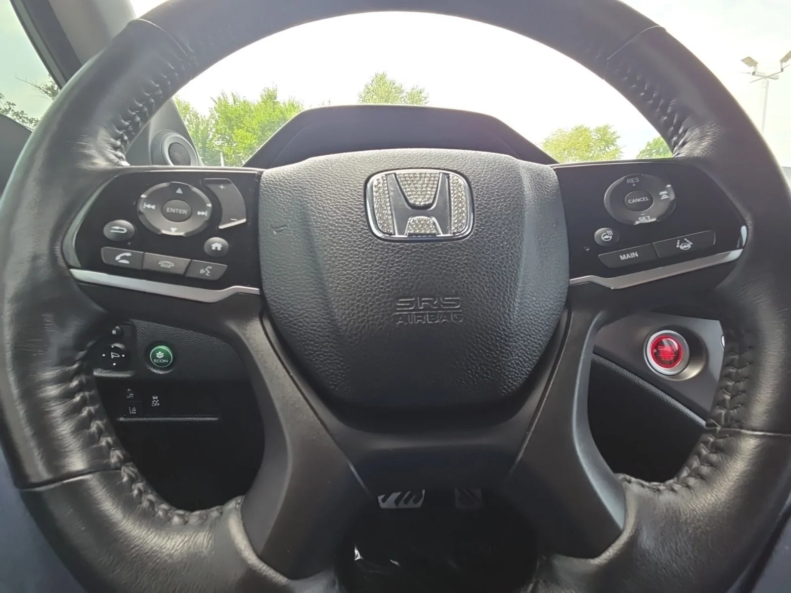Used 2021 Silver Honda EX-L image 19