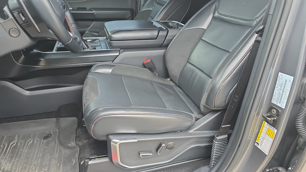 2024 Ford F-150 Raptor - Photo 20