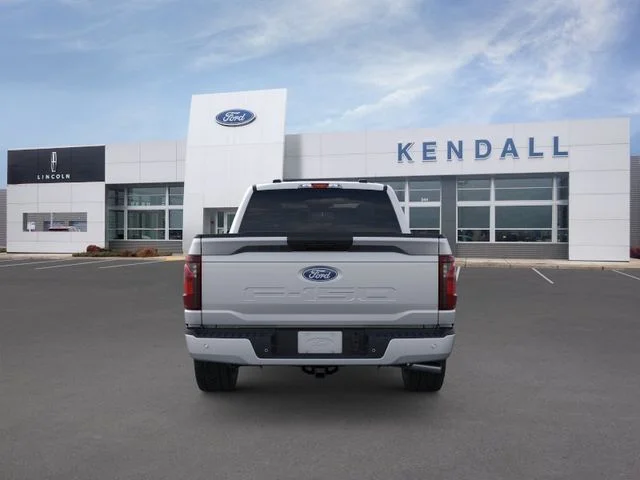 New 2026 Silver Metallic Ford XLT image 5