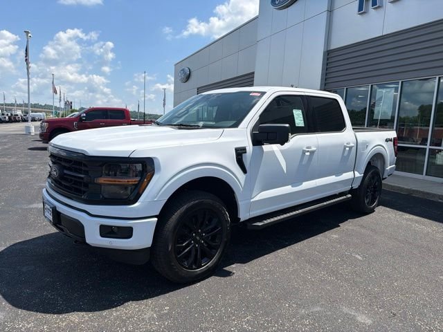 New 2026 White Ford XLT image 8