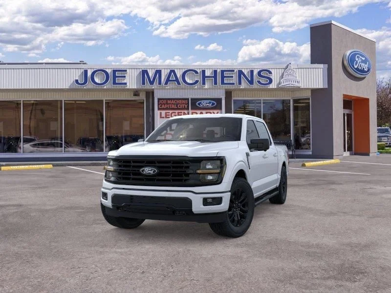 New 2026 Oxford White Ford XLT image 3