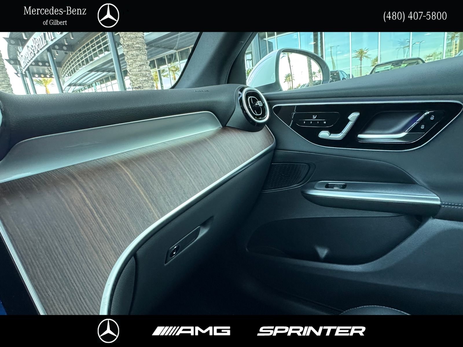New 2026 Polar White Mercedes-Benz GLC 300 image 24