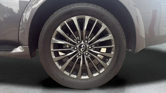Used 2024 Anthracite Gray INFINITI Sensory image 15