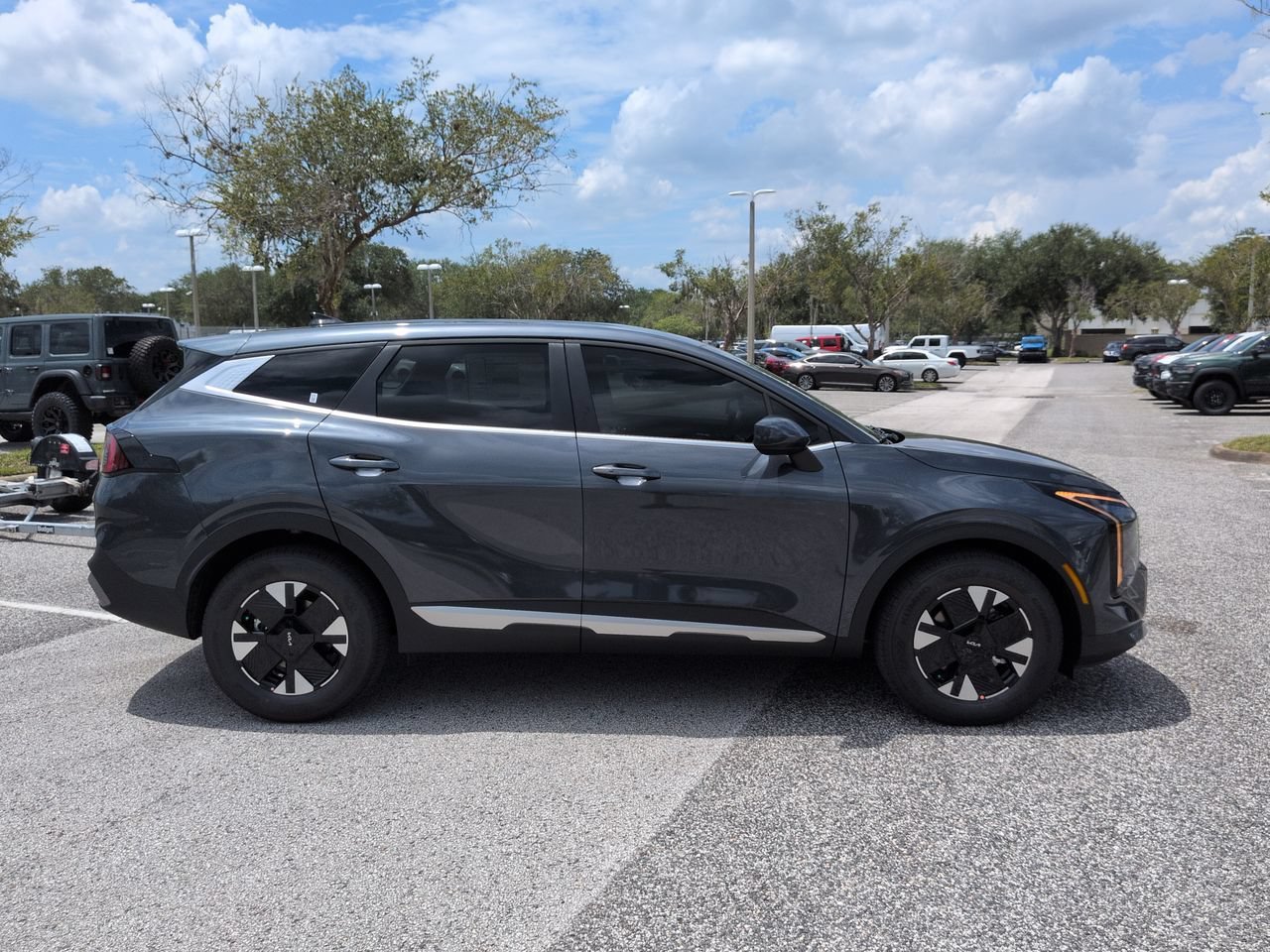 New 2027 Gravity Gray Kia LX image 3