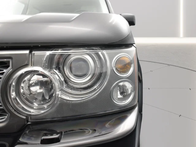 Used 2006 Black Land Rover Supercharged image 30