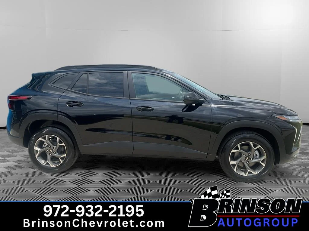 New 2026 Mosaic Black Metallic Chevrolet LT image 4