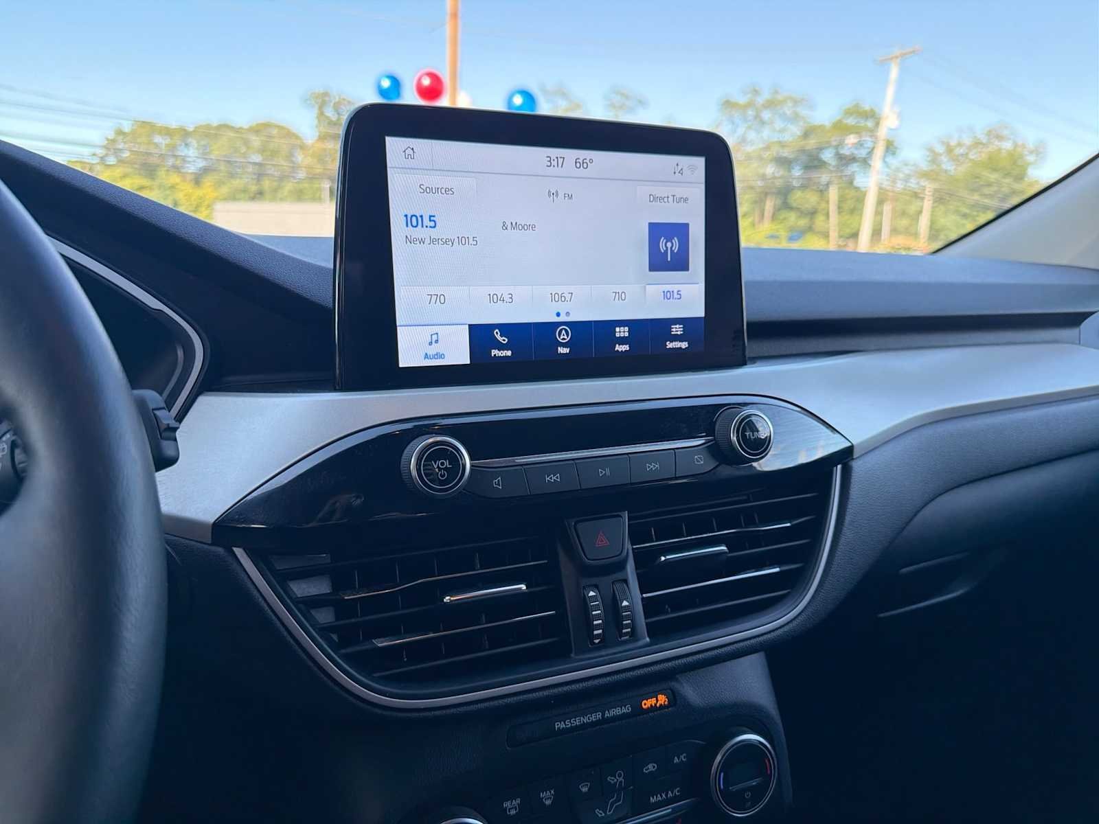 Used 2020 Blue Metallic Ford SEL image 26