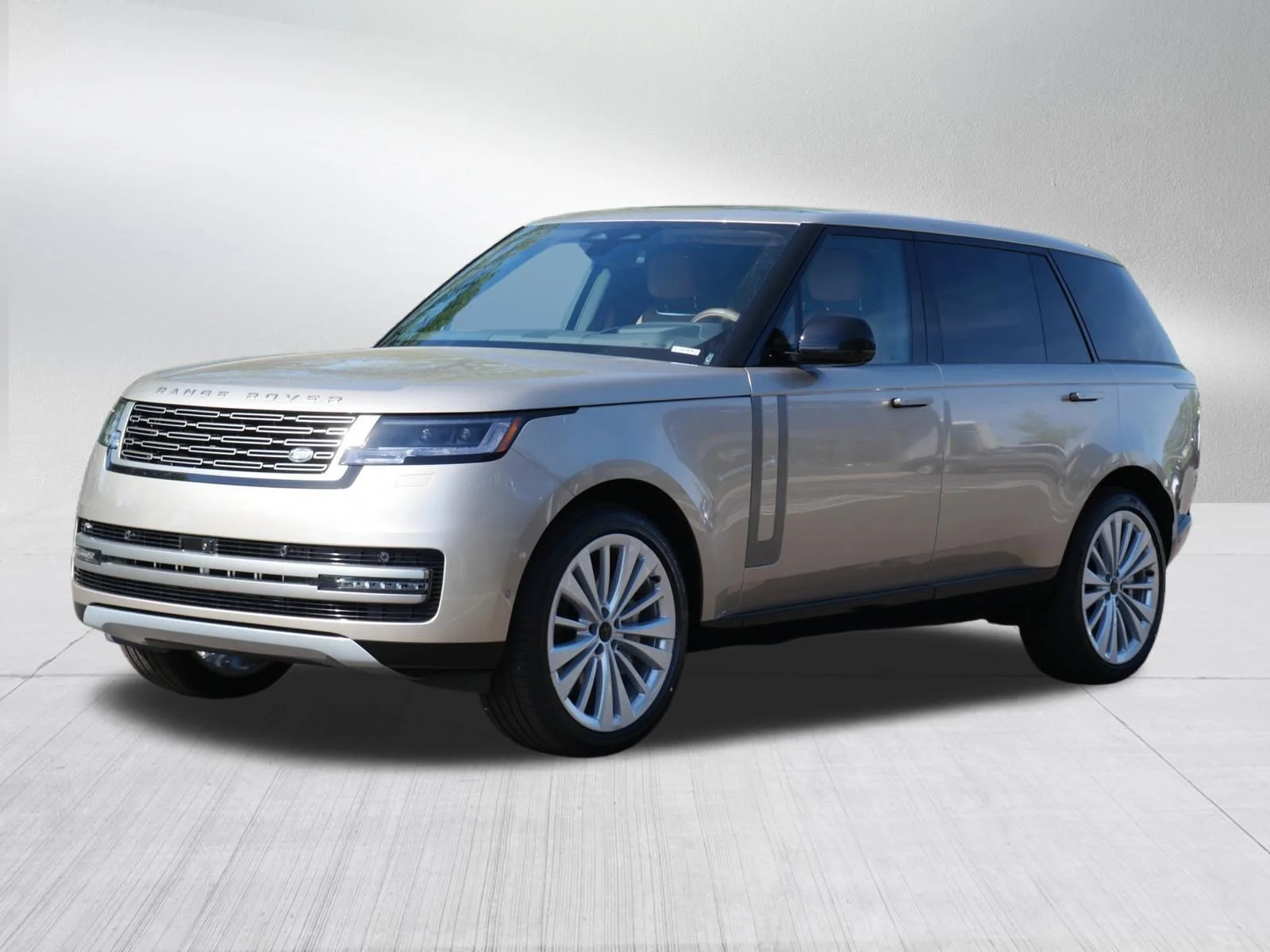 2026 Land Rover Range Rover 4.4 SE LWB 7's photo
